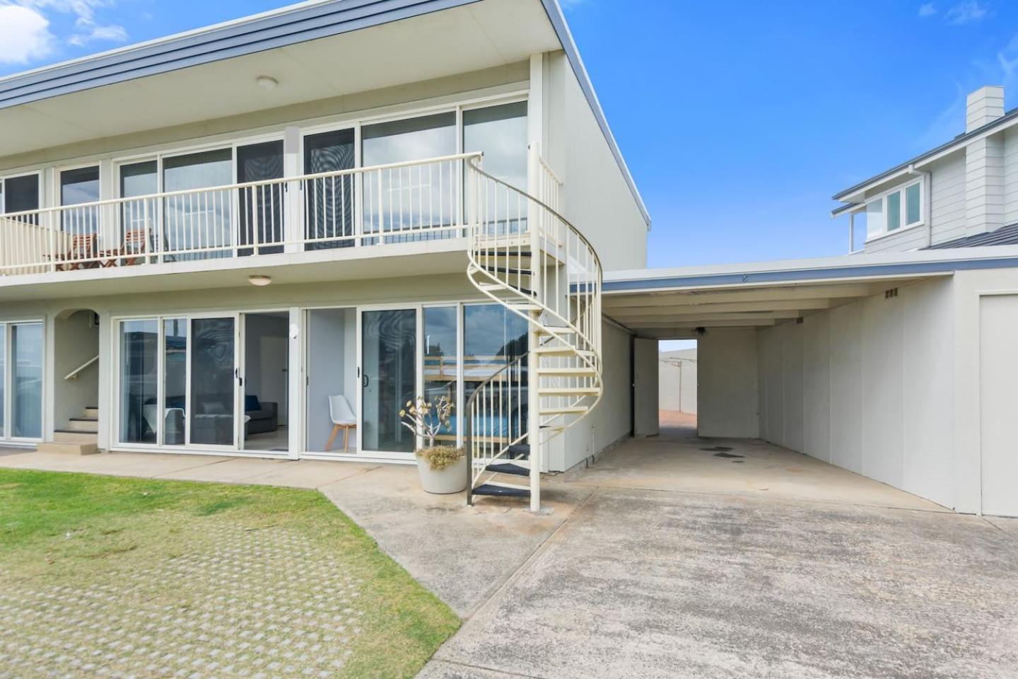 'Beachside Escape' A Breezy Waterfront Family Abode Apartment Wollongong Exterior foto